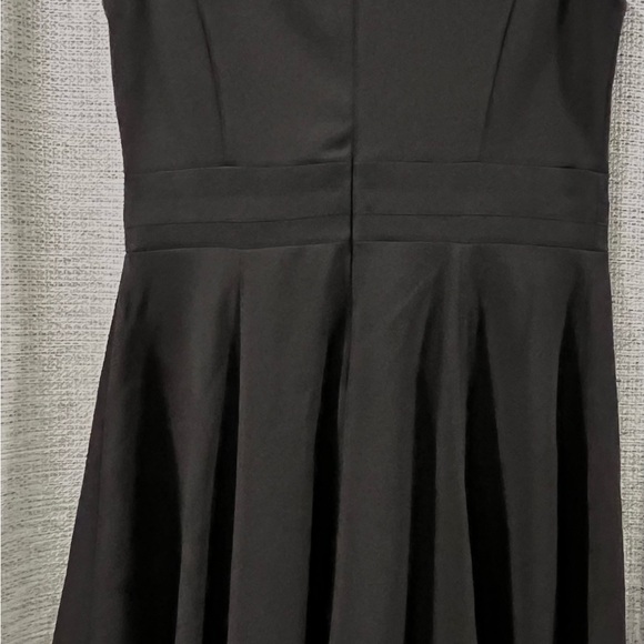 Calvin Klein Elegant Black Midi Dress - Picture 2 of 8